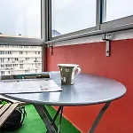 41 Vallier Apartment *