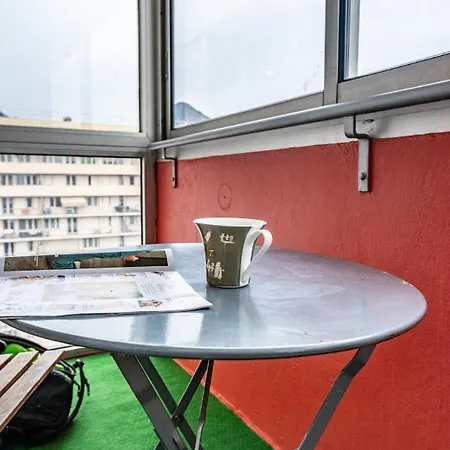 41 Vallier Apartman *