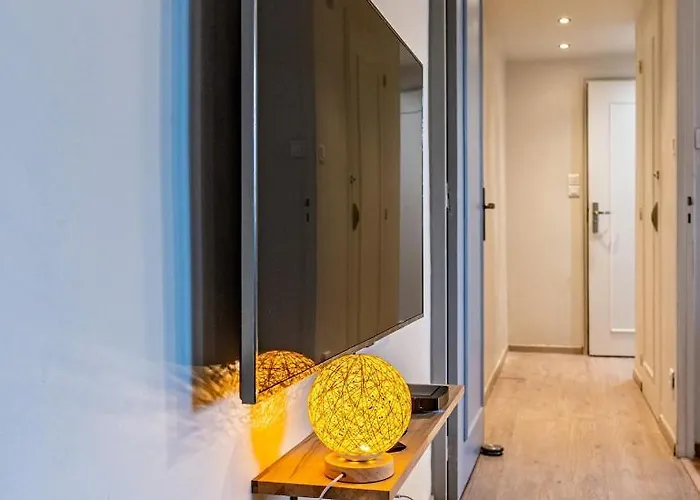 41 Vallier Apartman