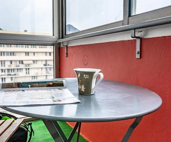 41 Vallier Apartman *